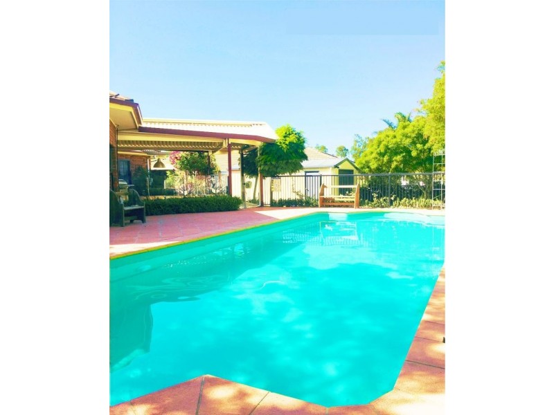 10 Clearwater Place, Dubbo NSW 2830
