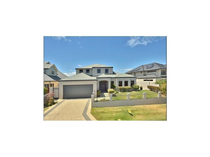 5 Fistina Ramble, Halls Head WA 6210