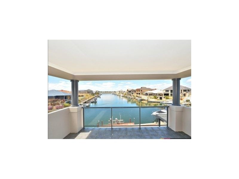 5 Fistina Ramble, Halls Head WA 6210