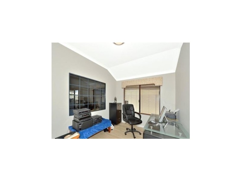 5 Fistina Ramble, Halls Head WA 6210