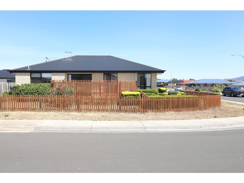 1/32 Madison Avenue, Brighton TAS 7030