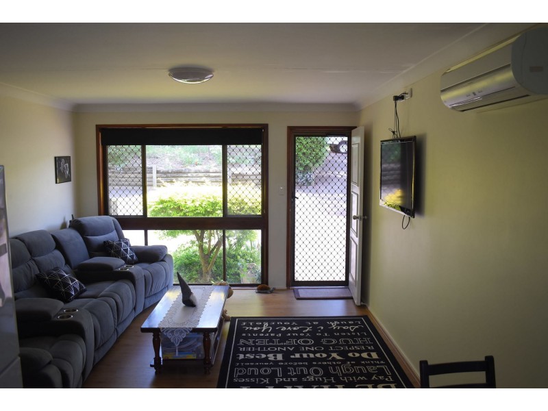 2/12 Athol Street, Harlaxton QLD 4350