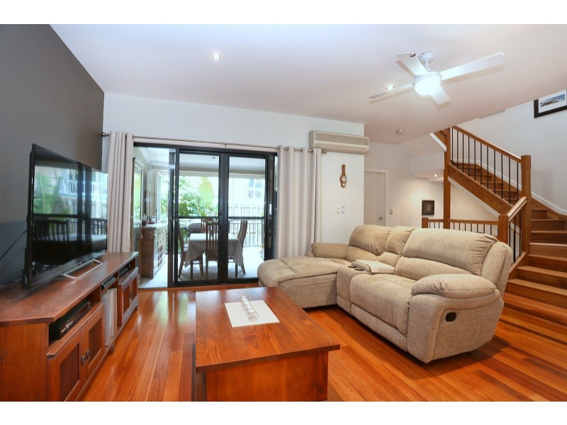 3/4 Kates Street, Morningside QLD 4170