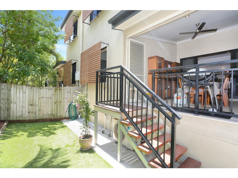 3/4 Kates Street, Morningside QLD 4170