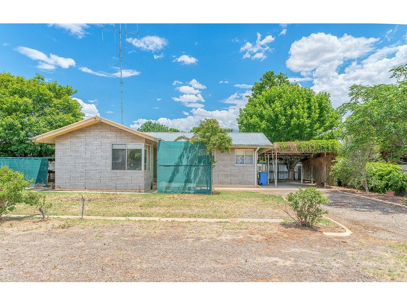 14 Warrmatta Street, Finley NSW 2713