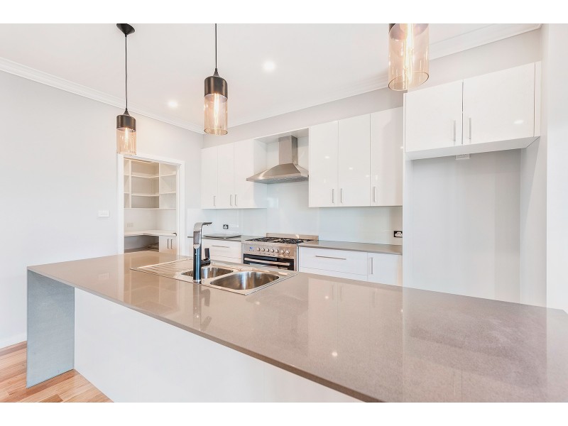 15 Redman Circuit, Goulburn NSW 2580