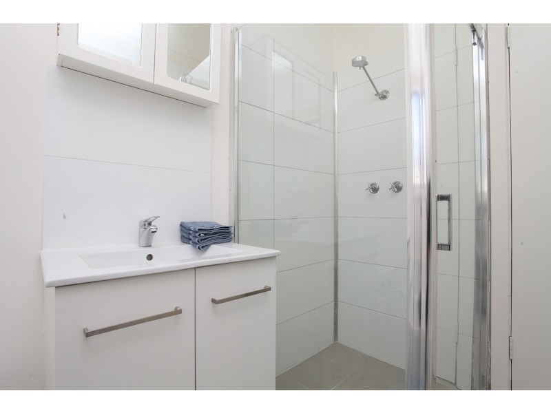 32 ANGELO STREET, Armadale WA 6112