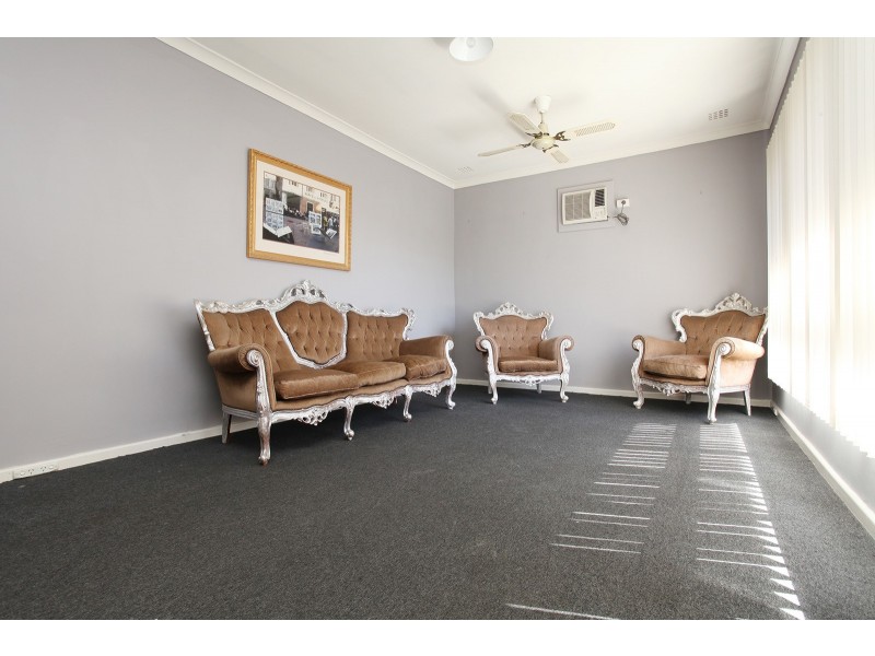 32 ANGELO STREET, Armadale WA 6112