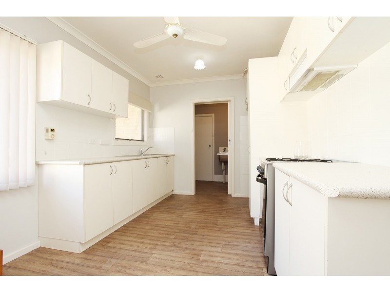 32 ANGELO STREET, Armadale WA 6112