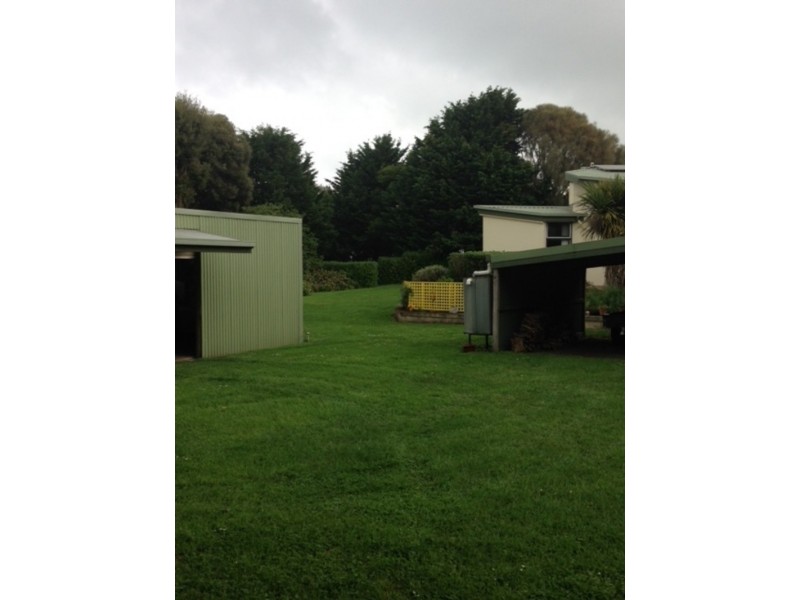 6 The Esplanade, Narrawong VIC 3285