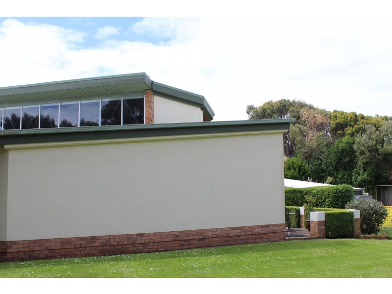 6 The Esplanade, Narrawong VIC 3285