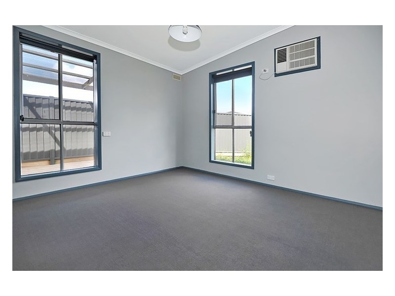 22 Lyons Street, Miners Rest VIC 3352