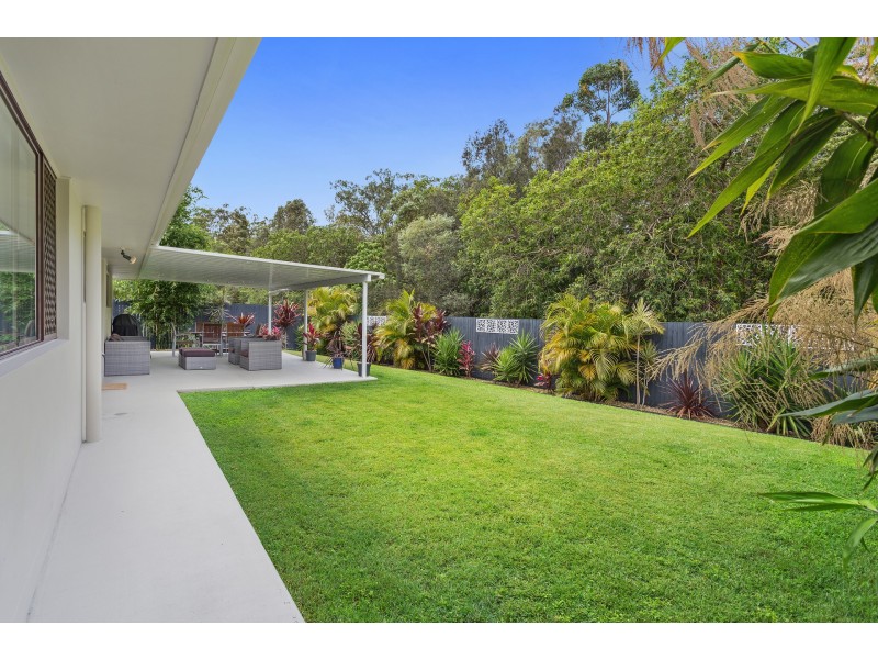 158 Acanthus Avenue, Burleigh Waters QLD 4220