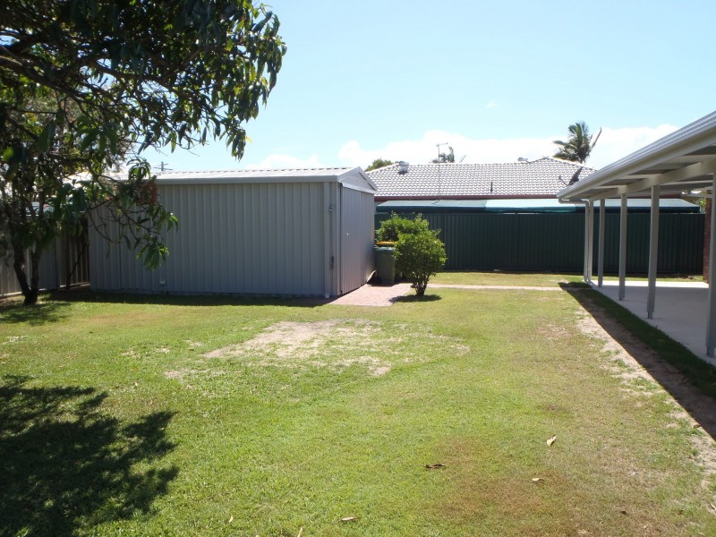 5 Sun Court, Banksia Beach QLD 4507