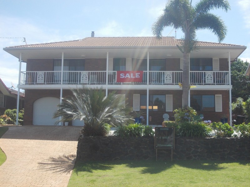 89 Pioneer Parade, Banora Point NSW 2486