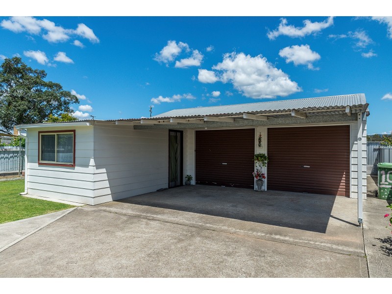 10 Barrett Avenue, Cessnock NSW 2325
