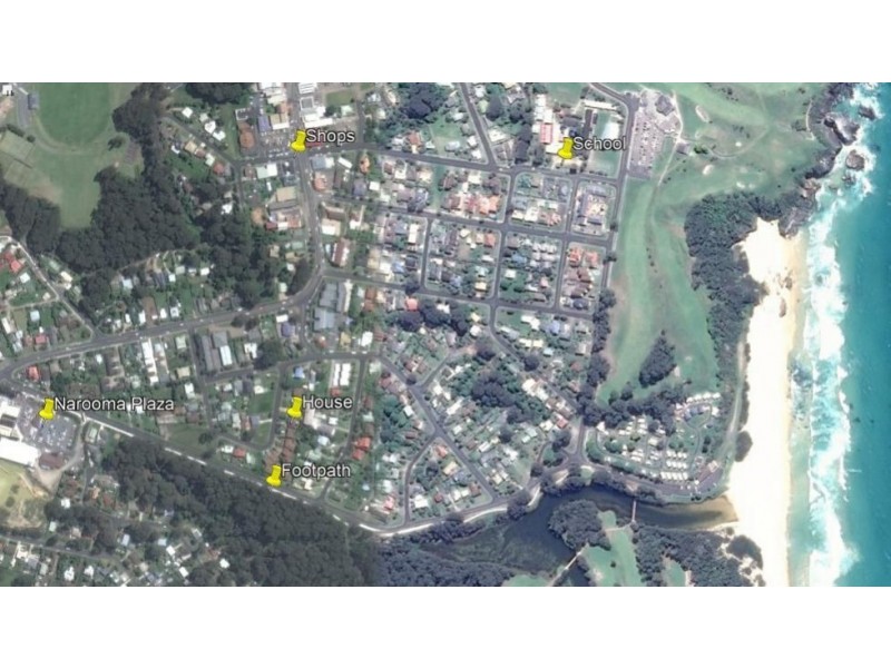 11 Collins Crescent, Narooma NSW 2546