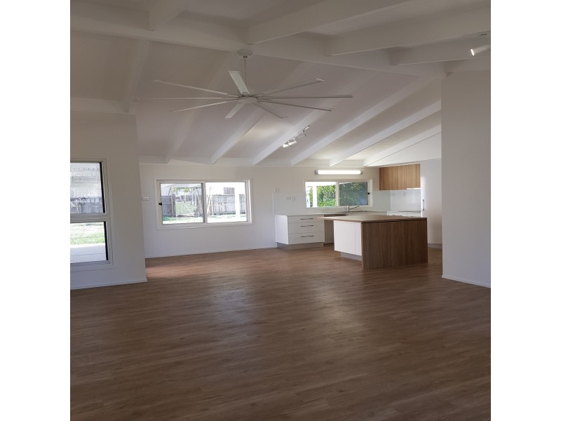 31 Whitsunday Drive, Kirwan QLD 4817