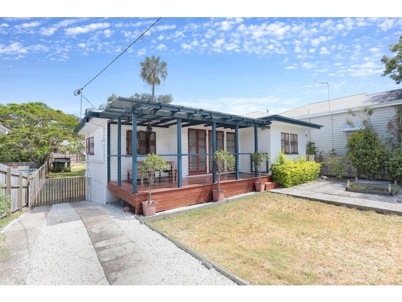 43 Agnes Street, Wynnum QLD 4178