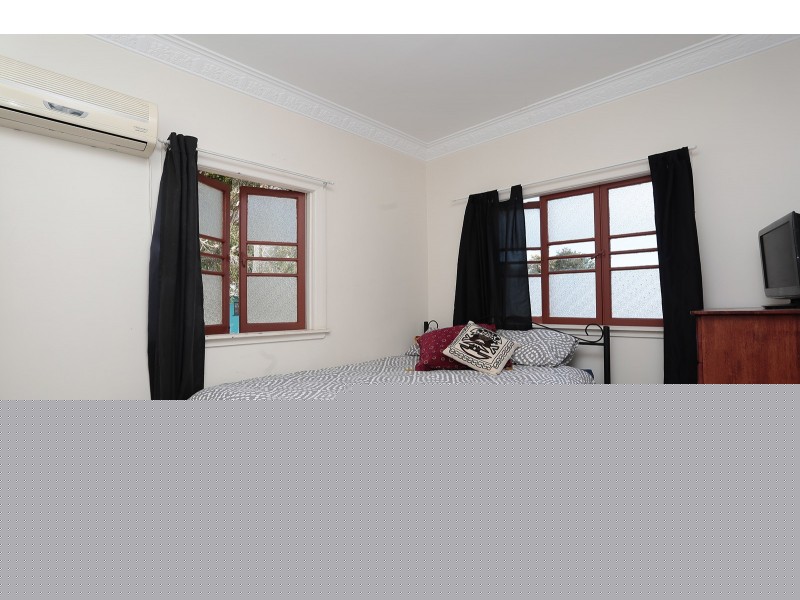 43 Agnes Street, Wynnum QLD 4178