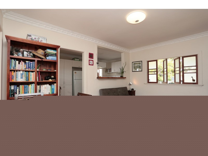 43 Agnes Street, Wynnum QLD 4178