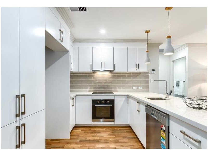 1/30 High Street, Mount Gravatt QLD 4122