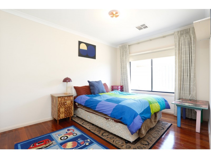 8 Galli Court, Hillside VIC 3037