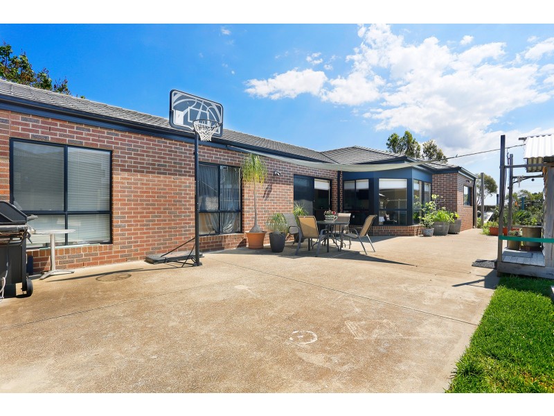 8 Galli Court, Hillside VIC 3037