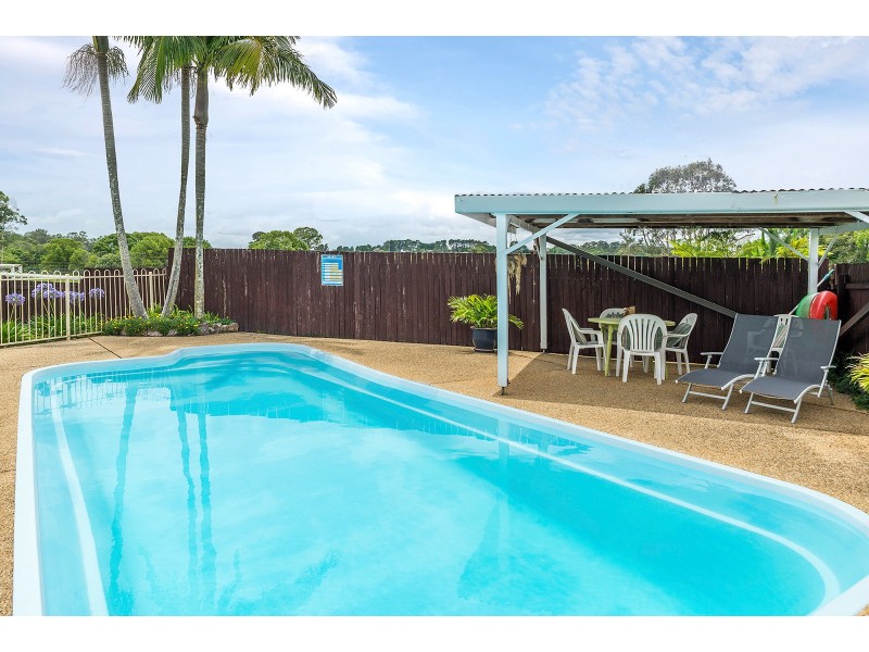 14 Airport Road, Aldavilla NSW 2440