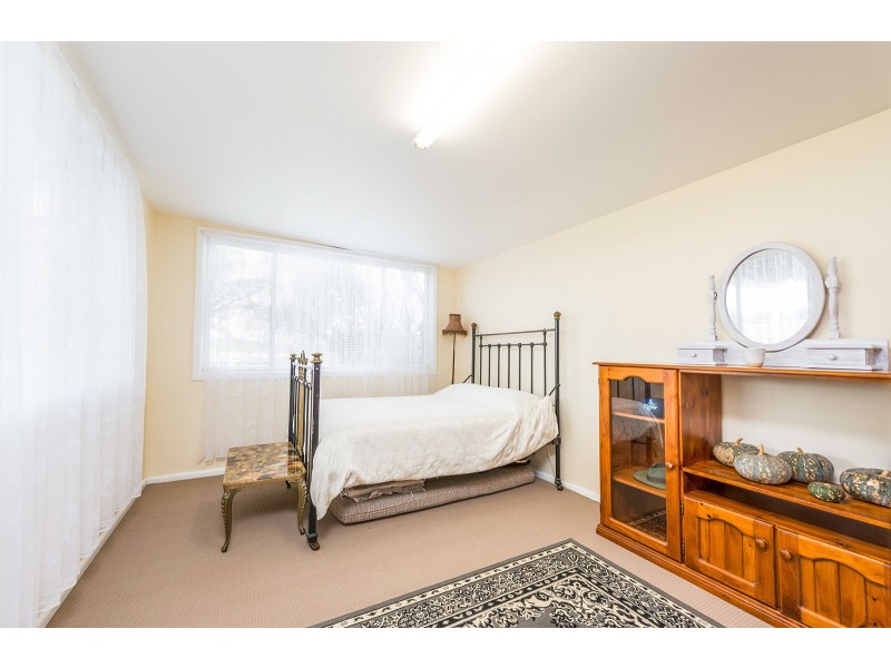 14 Airport Road, Aldavilla NSW 2440