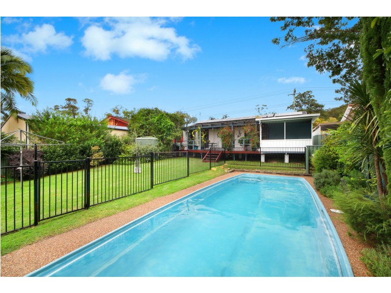 28 Beaumont Avenue, Wyoming NSW 2250