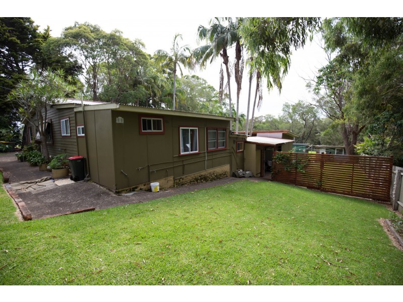129 Lake Rd, Port Macquarie NSW 2444