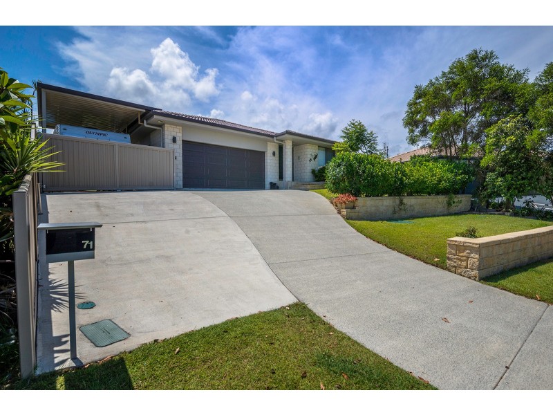 71 Lennox Circuit, Pottsville NSW 2489