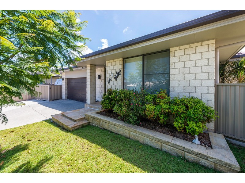 71 Lennox Circuit, Pottsville NSW 2489