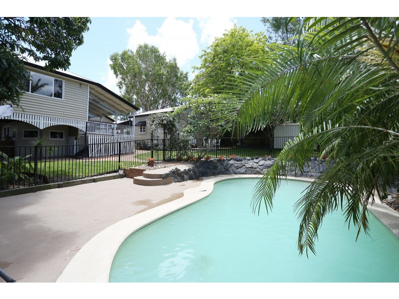 98 Joffre Street, Wynnum QLD 4178