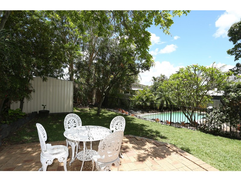 98 Joffre Street, Wynnum QLD 4178