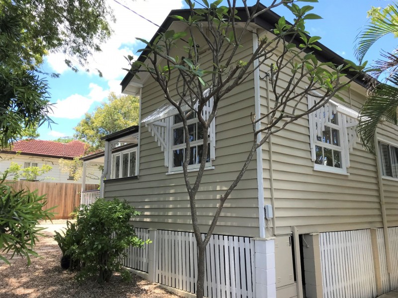 98 Joffre Street, Wynnum QLD 4178