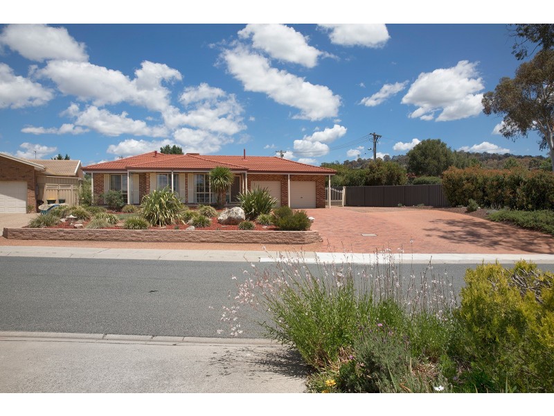 37 Bardolph Street, Bonython ACT 2905