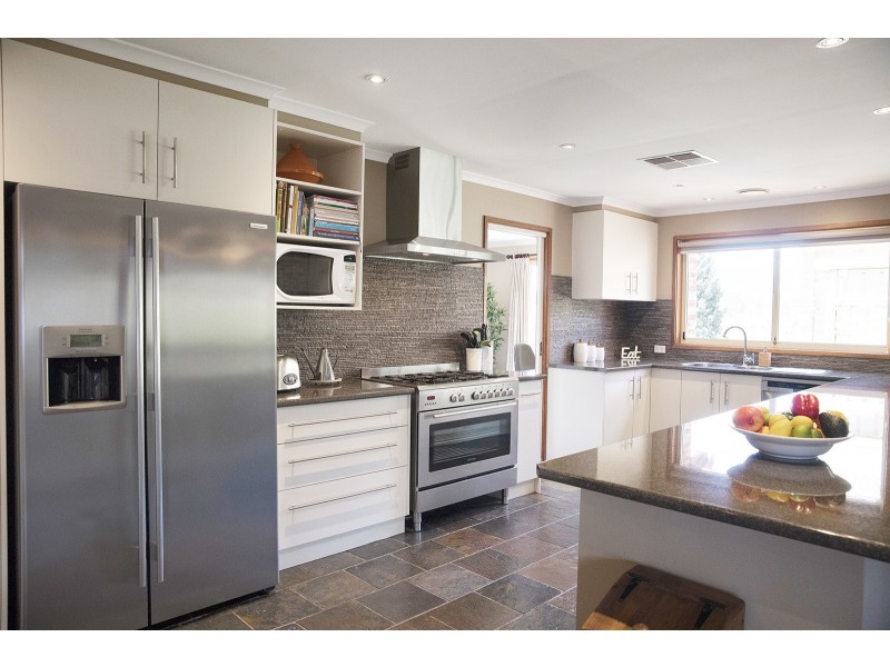 37 Bardolph Street, Bonython ACT 2905