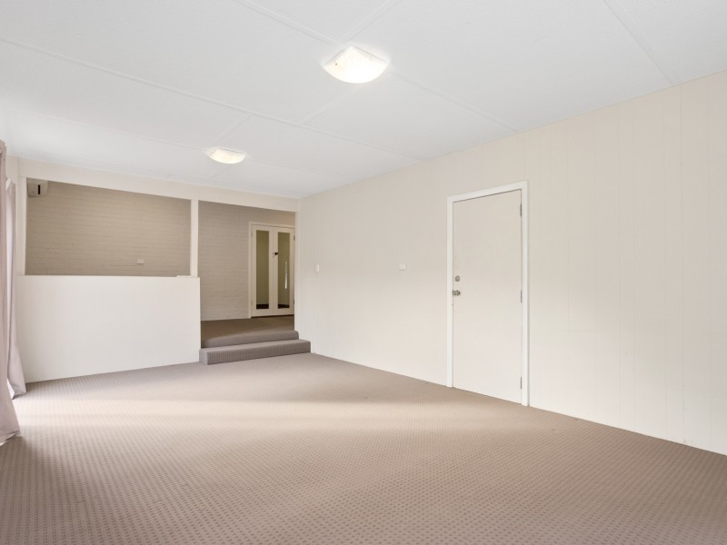 39 Cloister Avenue, Manning WA 6152