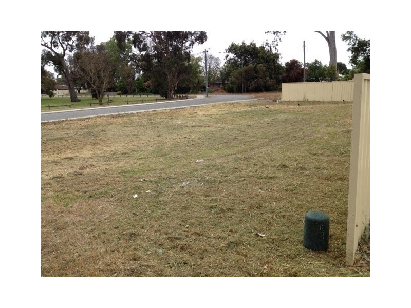 18A Swan Road, High Wycombe WA 6057