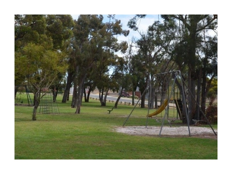 18A Swan Road, High Wycombe WA 6057