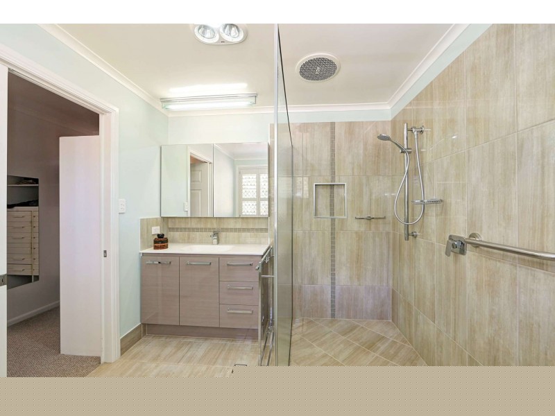 7 Lorikeet, Gooburrum QLD 4670