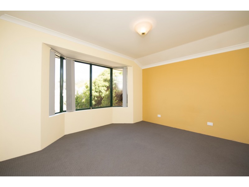 9 Carr Place, Usher WA 6230