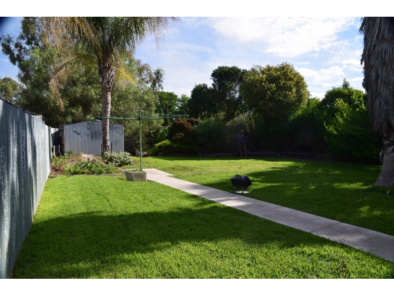 4 Hayes Street, North Wagga Wagga NSW 2650