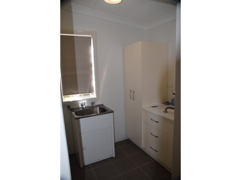 4 Hayes Street, North Wagga Wagga NSW 2650