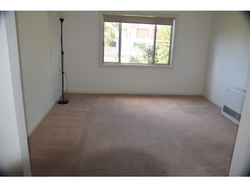 4 Hayes Street, North Wagga Wagga NSW 2650