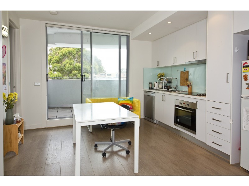 2/284-286 Neerim Road, Carnegie VIC 3163