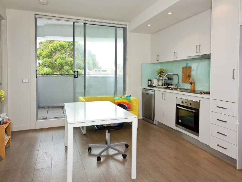 2/284-286 Neerim Road, Carnegie VIC 3163