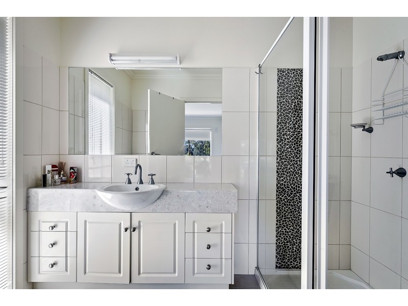 5/122 Golf Links Road, Lakes Entrance VIC 3909